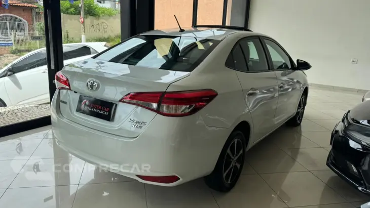 YARIS 1.5 16V Sedan XLS