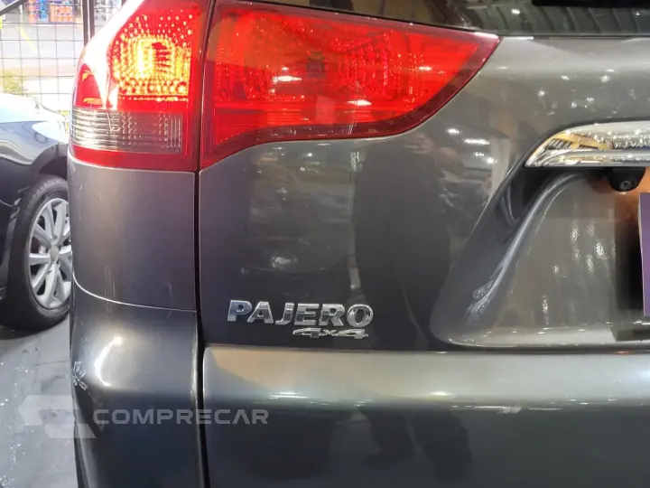 Pajero HPE 3.2 4x4 T.I. Dies. 5p Aut.