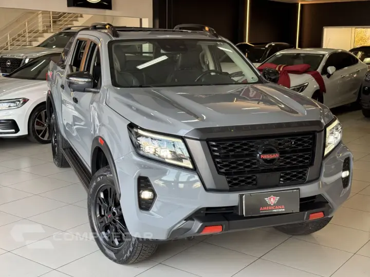 Frontier 2.3 16V PRO4X CABINE DUPLA 4X4 BI-TURBO DIESEL AUTO