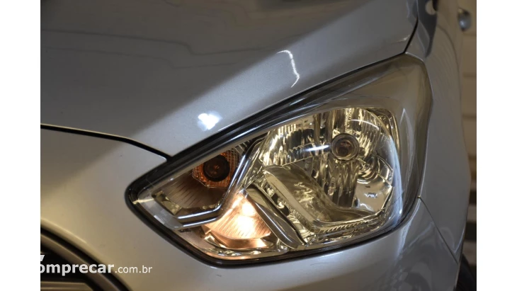 KA - 1.0 TI-VCT SE SEDAN MANUAL