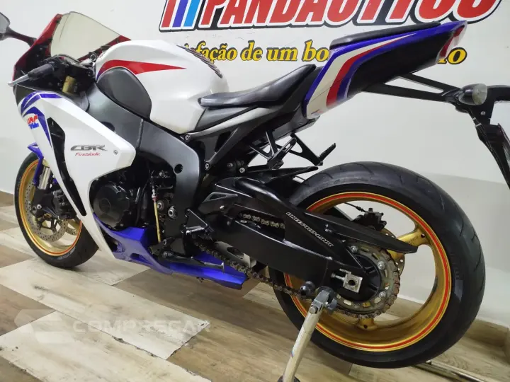 CBR 1000 FIREBLADE RR