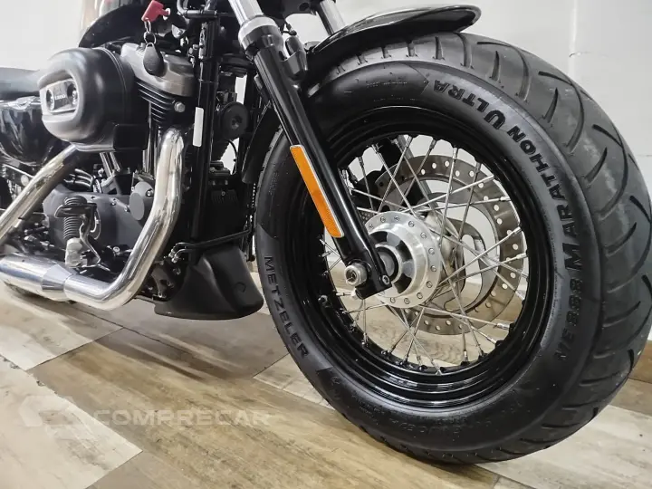 XL 1200 X