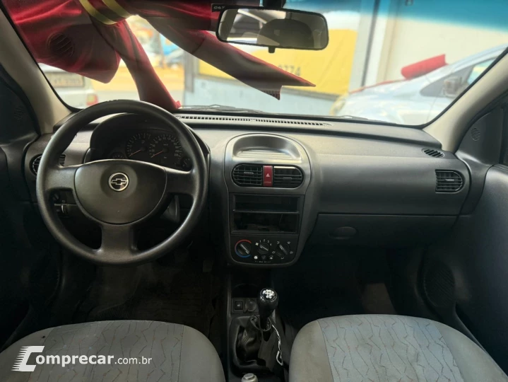 CORSA 1.8 MPFI MAXX SEDAN 8V FLEX 4P MANUAL
