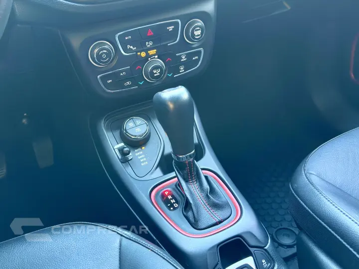 COMPASS 2.0 16V DIESEL TRAILHAWK 4X4 AUTOMÁTICO