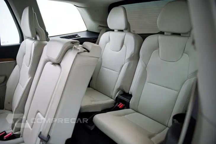 XC 90 T-8 MOMENTUM 2.0 (Híbrido)