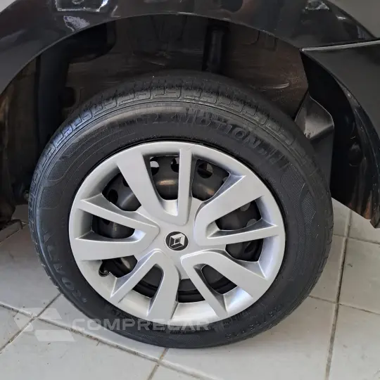 LOGAN Authentique Flex 1.0 12V 4p