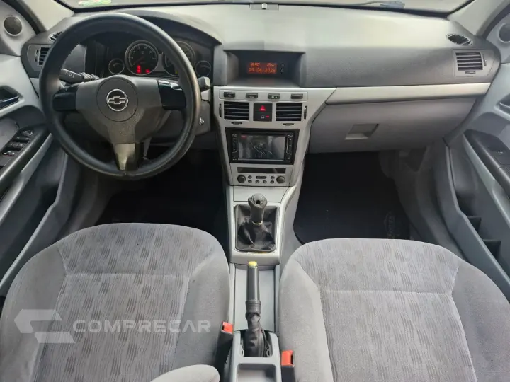 VECTRA 2.0 MPFI ELEGANCE 8V FLEX 4P MANUAL