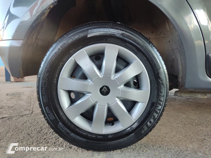 SANDERO 1.6 Expression 8V
