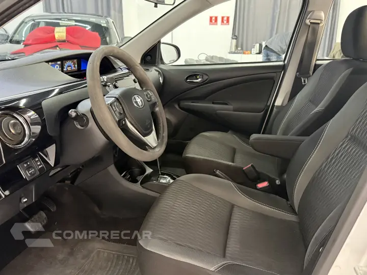 ETIOS 1.5 XS Sedan 16V