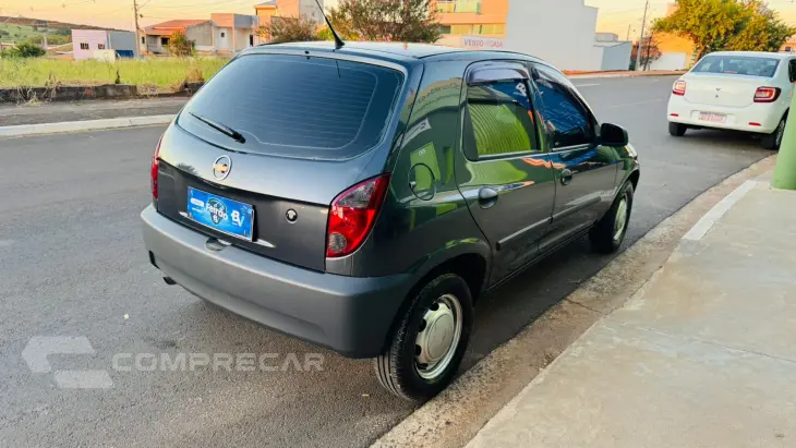 CELTA 1.0 MPFI Life 8V