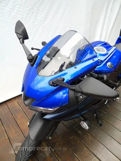 YAMAHA YZF R15 ABS