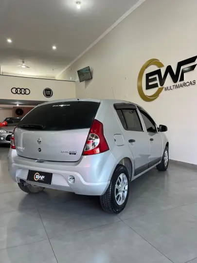 SANDERO Authentique Hi-Flex 1.0