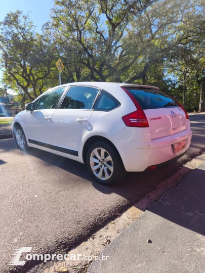 C4 Hatch 1.6 16V 4P GLX