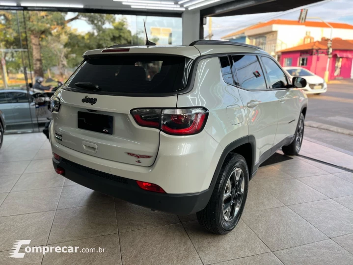 COMPASS 2.0 16V DIESEL TRAILHAWK 4X4 AUTOMÁTICO
