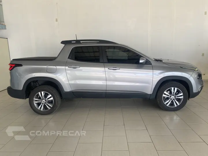 TORO 2.0 16V Turbo Freedom 4WD AT9