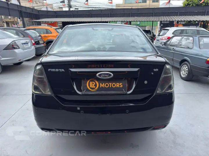 FIESTA 1.6 Rocam Sedan 8V