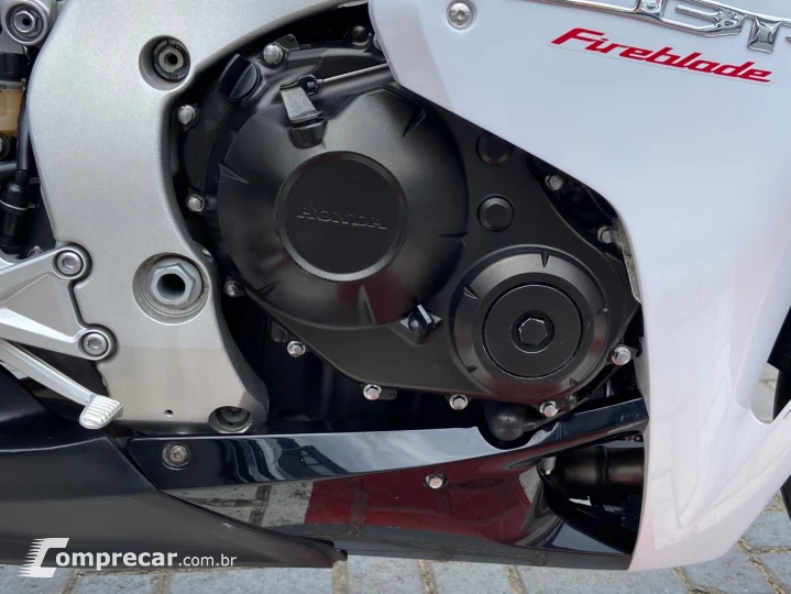 CBR 1000 RR FIREBLADE