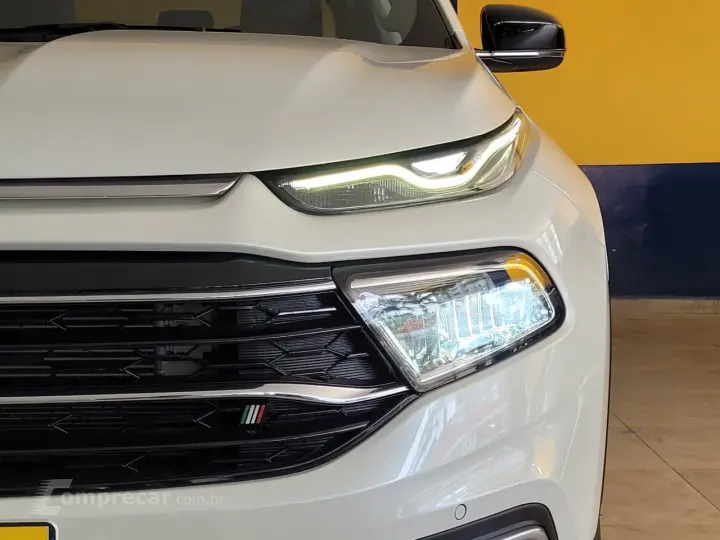 Toro Volcano 2.0 16V 4x4 TB Diesel Aut.