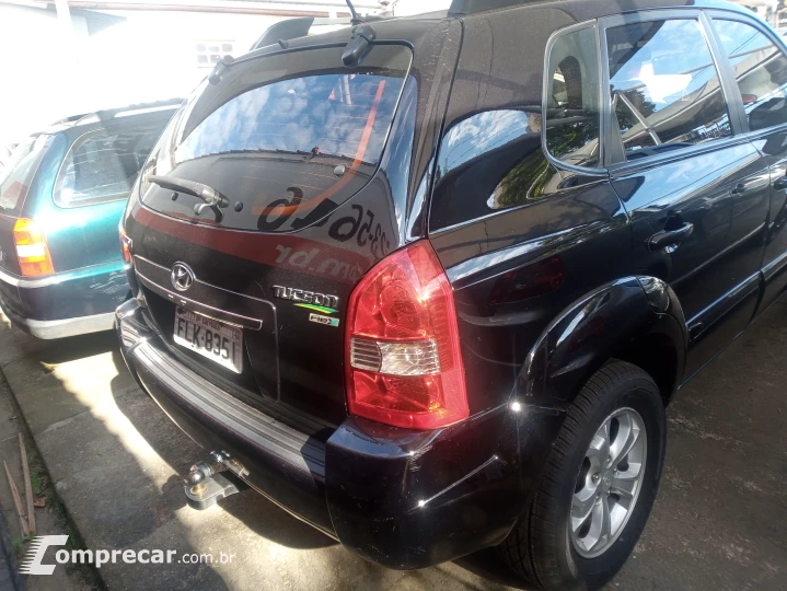 TUCSON 2.0 GL 2WD 16V