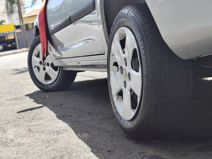 PRISMA 1.4 MPFI MAXX 8V FLEX 4P MANUAL