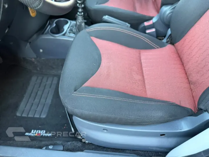 UNO 1.4 SPORTING 8V FLEX 4P MANUAL