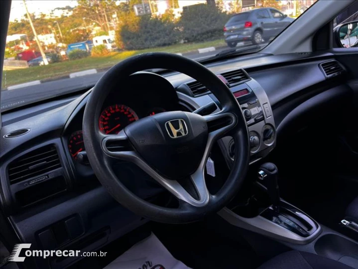 CITY 1.5 LX Sedan 16V