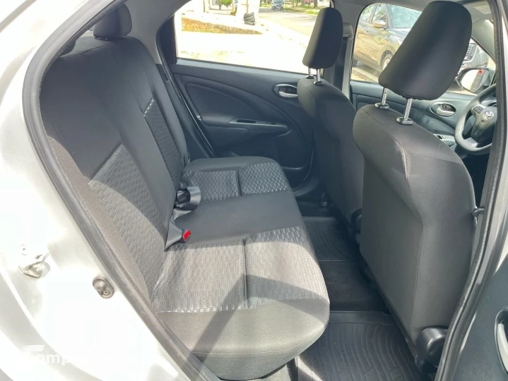 ETIOS XLS Sedan 1.5 Flex 16V 4p Mec.