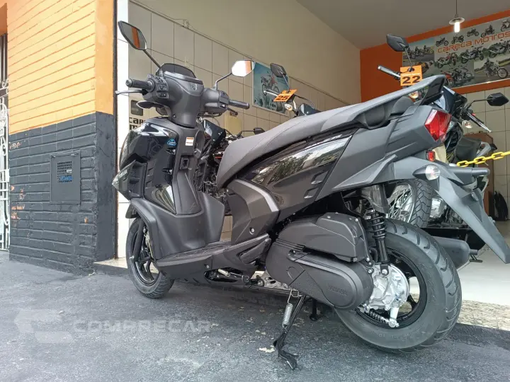ZR 125