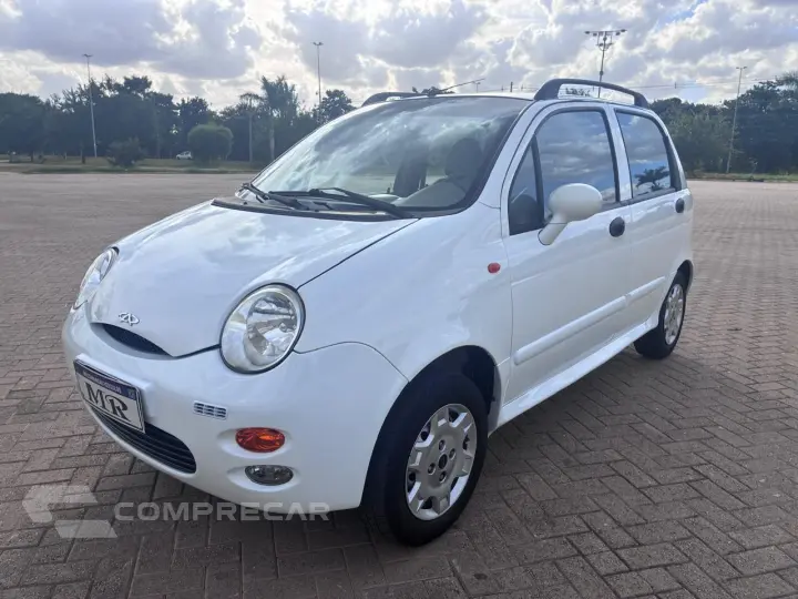 QQ 1.1 MPFI 16V