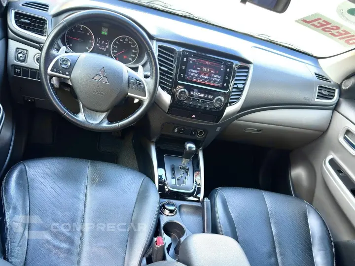 L200 TRITON 2.4 16V TURBO DIESEL SPORT HPE TOP CD 4P 4X4 AUT