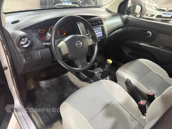 Livina 1.6 16V 4P FLEX