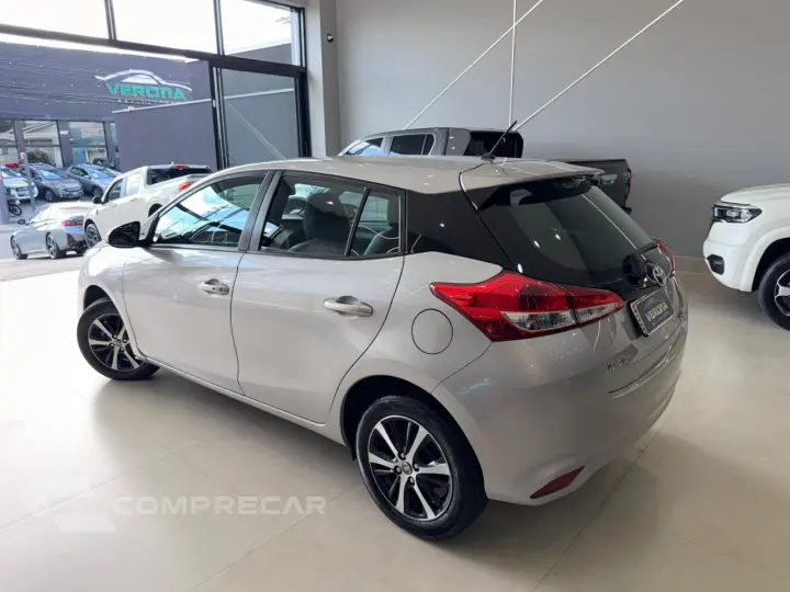 YARIS 1.5 16V XS Connect