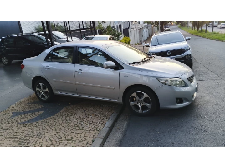COROLLA 1.6 XLI 16V GASOLINA 4P AUTOMÁTICO