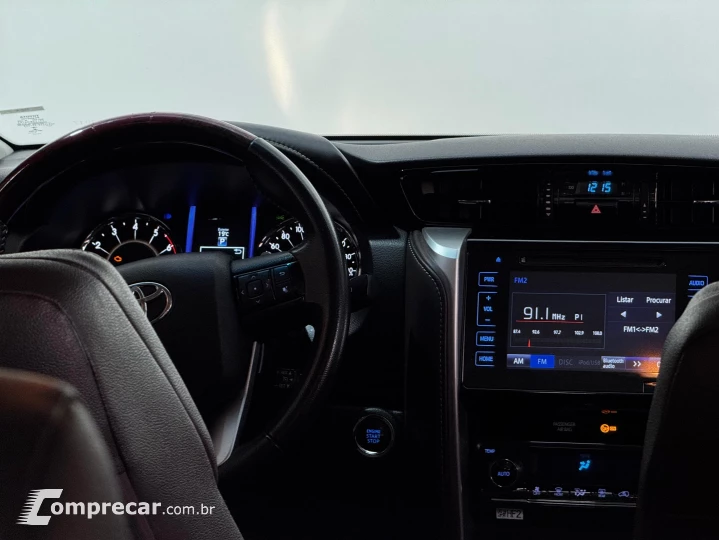 HILUX SW4 2.7 SRV 7 LUGARES 4X2 16V FLEX 4P AUTOMÁTICO
