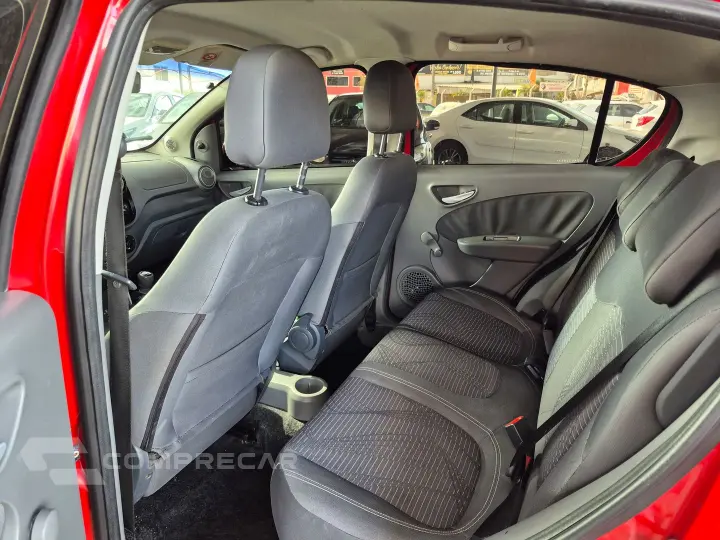 Palio 1.4 Mpi Attractive 8V Flex 4P Manual