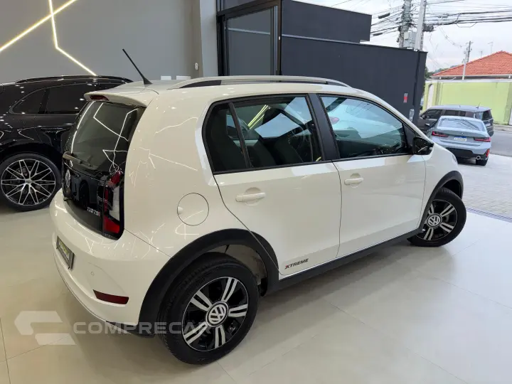 UP 1.0 170 TSI TOTAL FLEX XTREME 4P