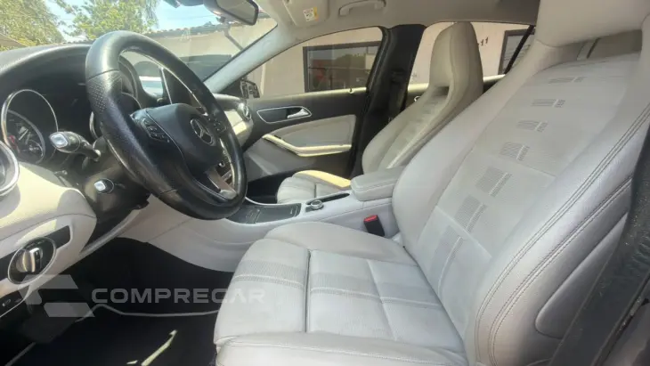 GLA 200 1.6 16V 4P FLEX CGI NIGHT TURBO AUTOMÁTICO