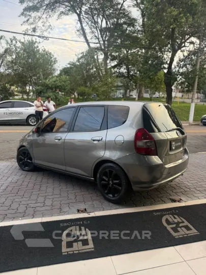 Fit LX 1.4/ 1.4 Flex 8V/16V 5p Mec.