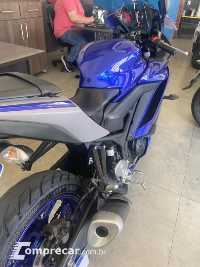 YZF-R3