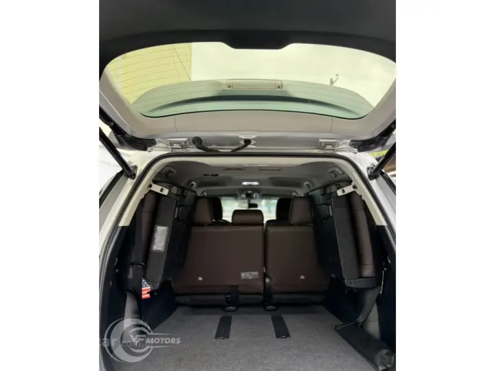 HILUX SW4 2.8 SRX 4X4 16V TURBO INTERCOOLER DIESEL 4P AUTOMÁ