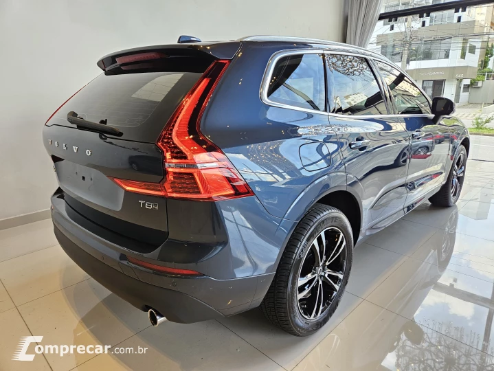 XC60 2.0 D5 Momentum AWD Geartronic