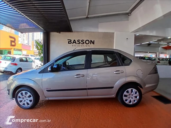 FIESTA 1.6 MPI Class Sedan 8V