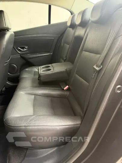 FLUENCE 2.0 Dynamique 16V