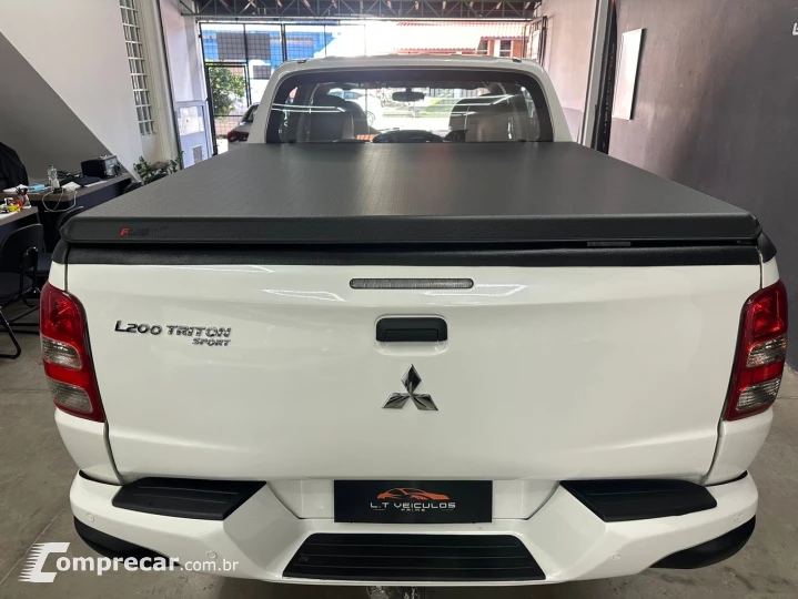 L200 TRITON 2.4 16V Turbo GLS CD 4X4