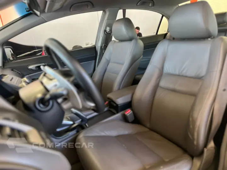 CIVIC 1.8 LXL 16V HONDA