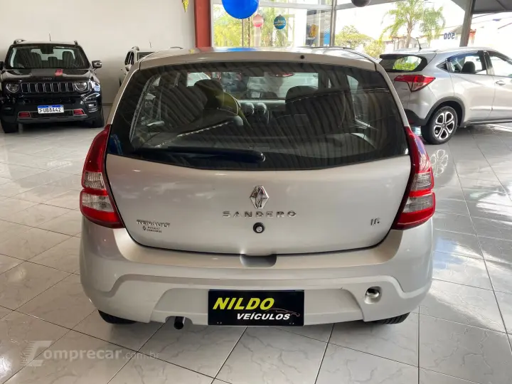 SANDERO 1.6 Expression 8V