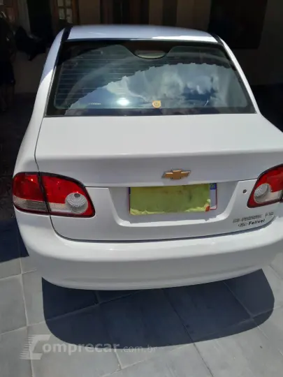 CORSA 1.0 MPFI Classic Sedan 8V