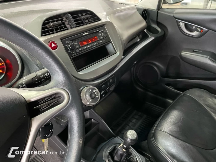FIT 1.4 LX 16V FLEX 4P MANUAL