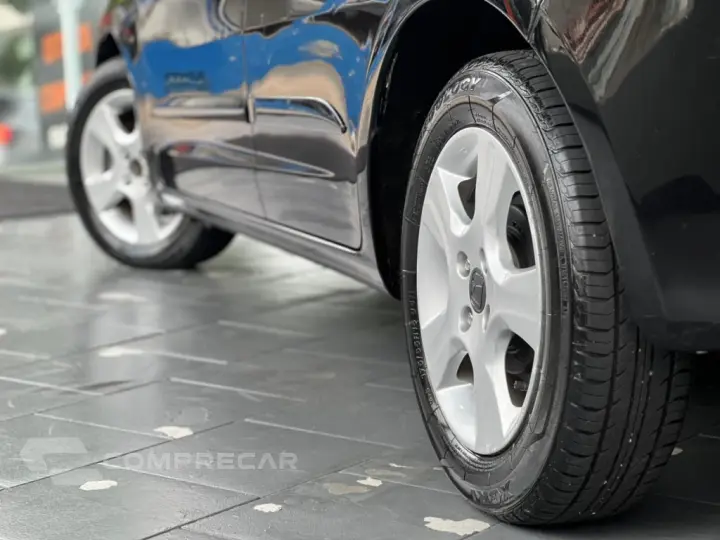 FIT 1.4 LX 16V FLEX 4P AUTOMÁTICO