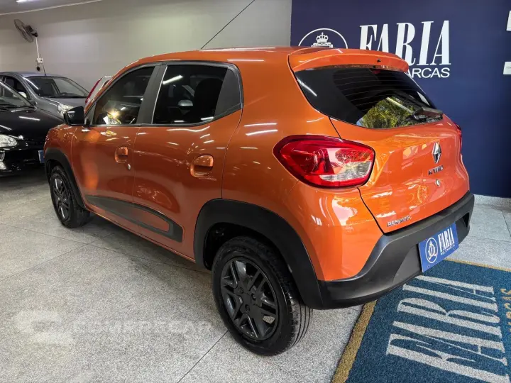 Kwid KWID Intense 1.0 Flex 12V 5p Mec.